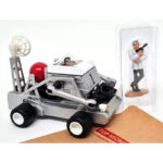Corgi - 007 Moon Buggy & James Bond Figure - Image 2